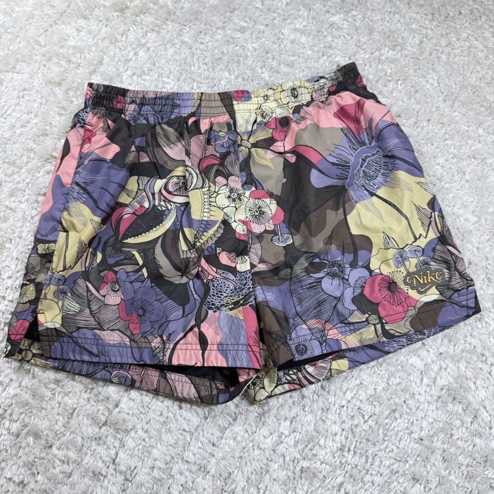 Nike Shorts Women's Medium Floral Running Athletic Mushroom Loose Fit Femme